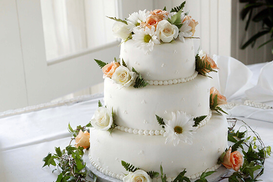 Wedding cake hr