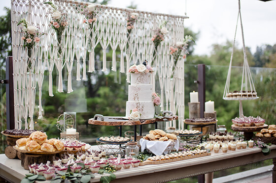 Wedding caterers hr
