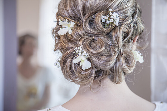 Wedding hair stylists hr